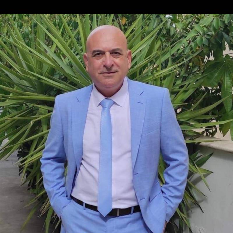 https://fivedate.com dating Andreas76 in Cyprus