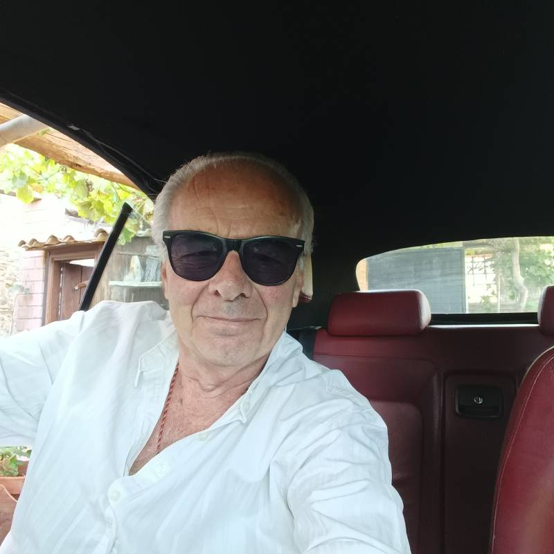 https://fivedate.com dating gemini in Italy