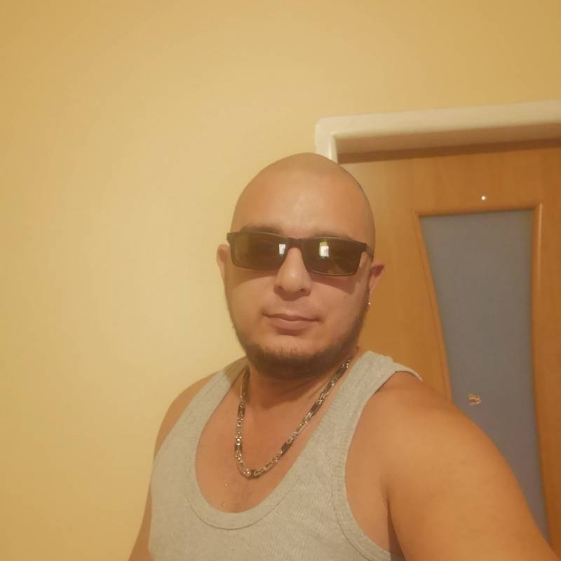 https://fivedate.com dating Erikn in Slovakia