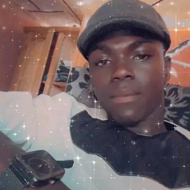 https://fivedate.com dating Olivier in Senegal