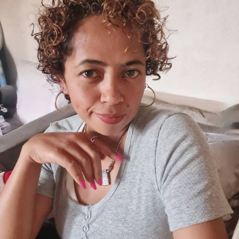https://fivedate.com dating Ericka in Madagascar