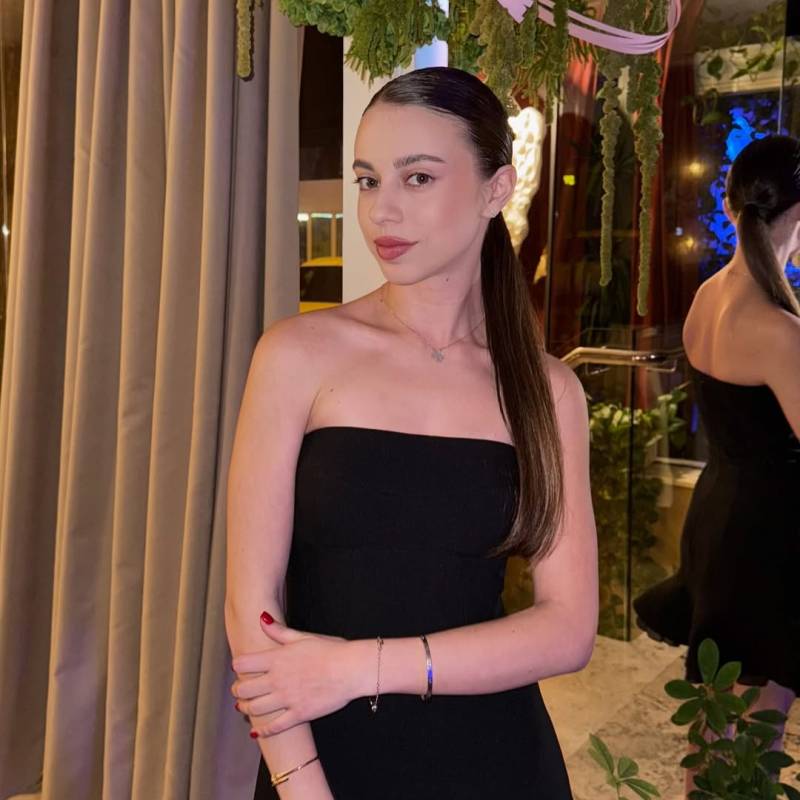Lena7_7 dating