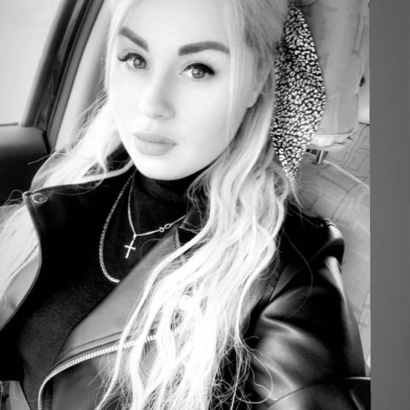 crystalxuaxu dating