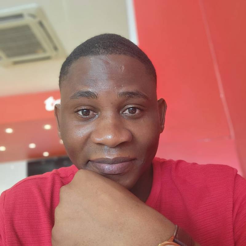 https://fivedate.com dating Alberto in Angola
