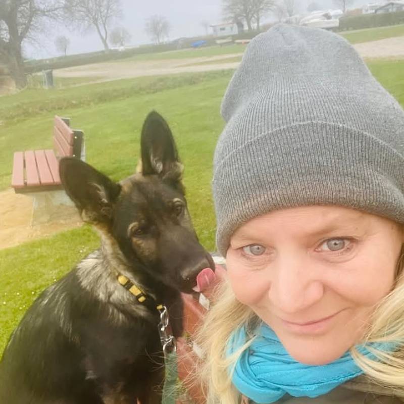 https://fivedate.com dating Passionatelady in Germany