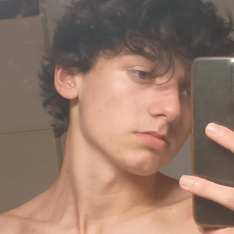 https://fivedate.com dating Sebastien in Slovakia