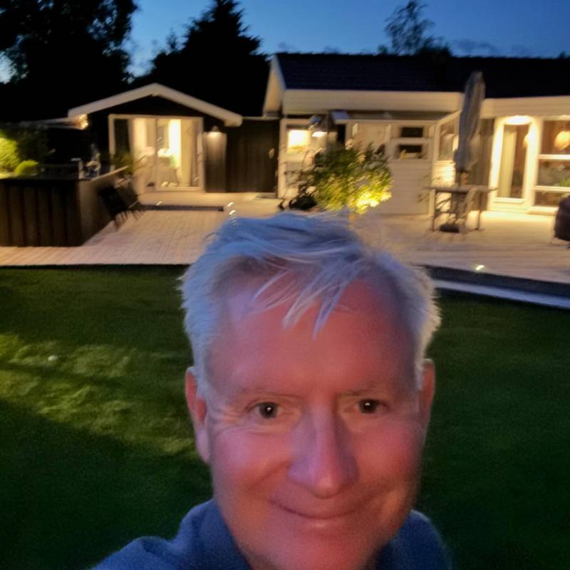 Erik19 dating