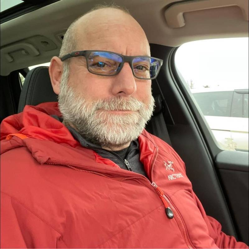 https://fivedate.com dating MIkechev in United States Minor Outlying Islands