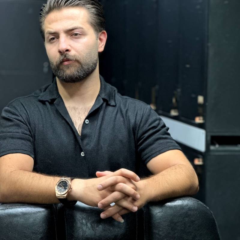 Amir_Mirzaie12 dating