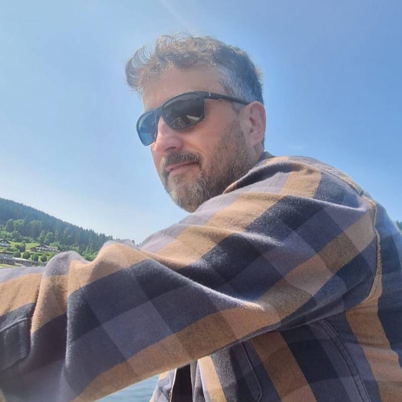 Christophe84150 dating