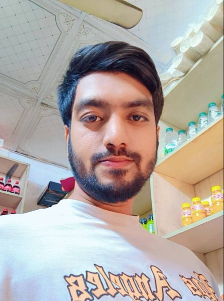 emonkhan26101 dating