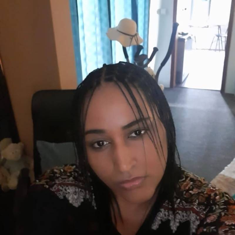 MonaBarbie40585 dating